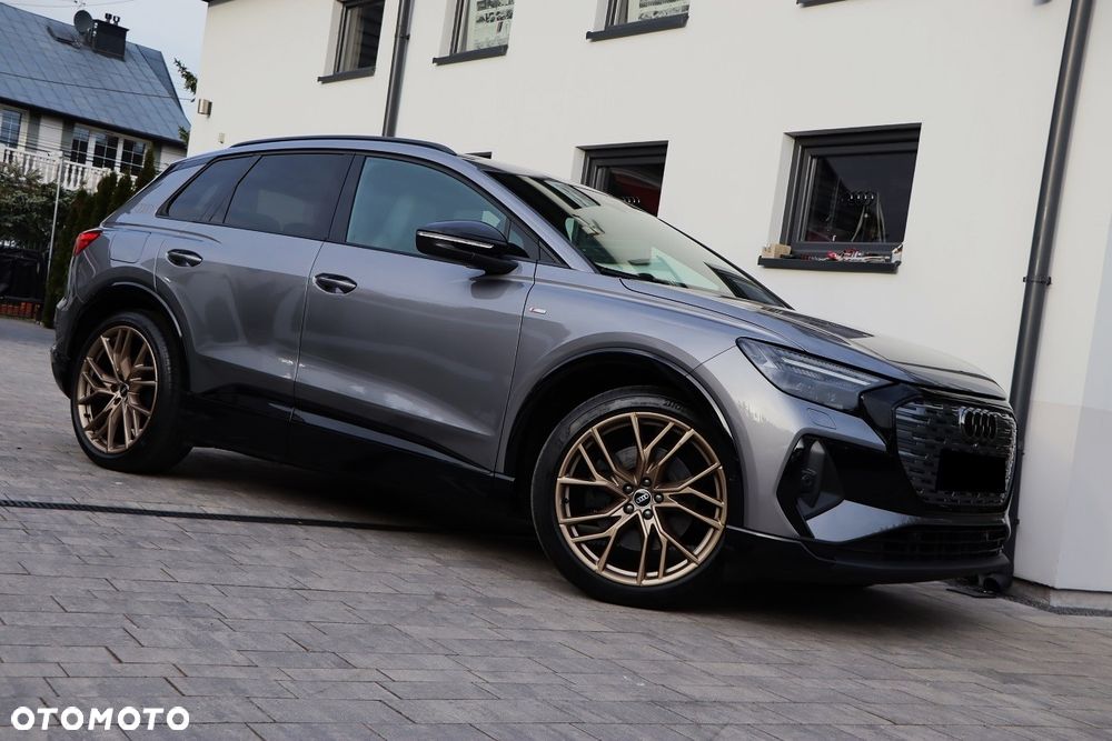 Audi Q4 e-tron 45 82kWh Quattro S Line Edition - 4