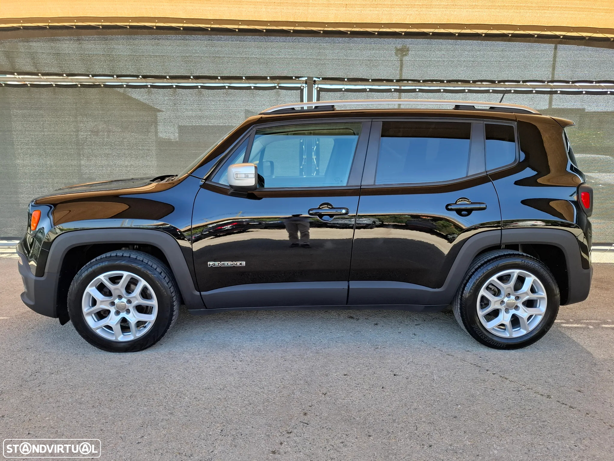 Jeep Renegade 1.6 MJD Limited - 10