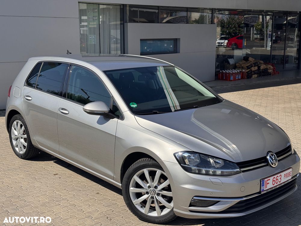 Volkswagen Golf - 4
