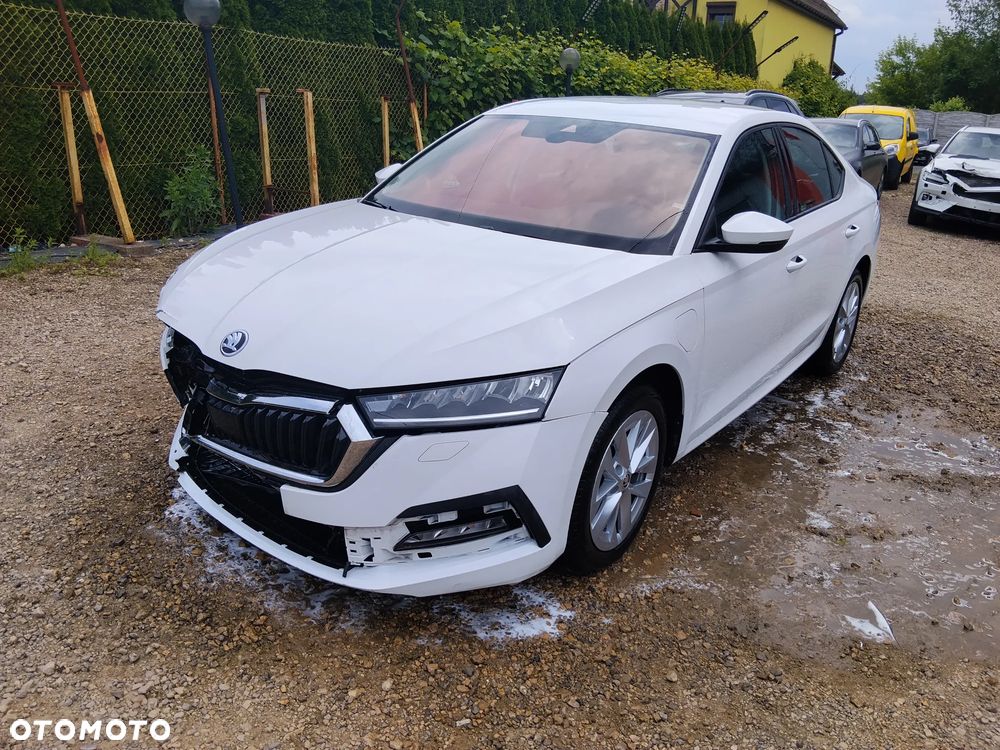 Skoda Octavia 1.4 TSI Plug-In Hybrid Style DSG - 2