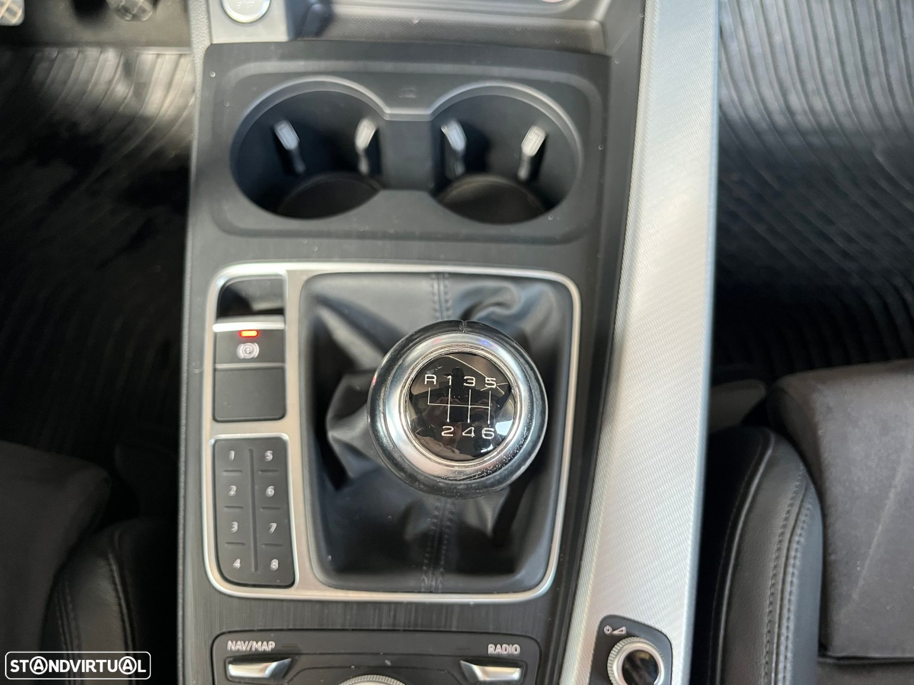 Audi A4 Avant 2.0 TDI S-line - 29
