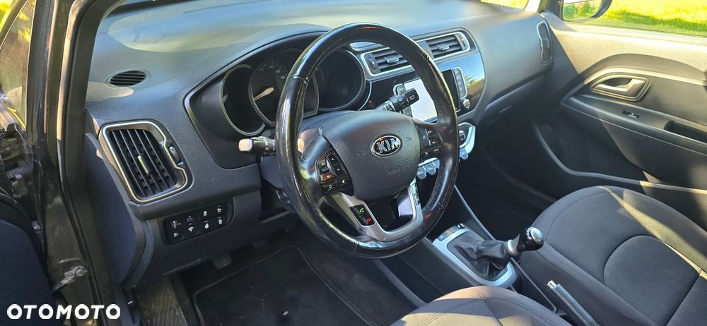 Kia Rio 1.2 XL Business Line - 23