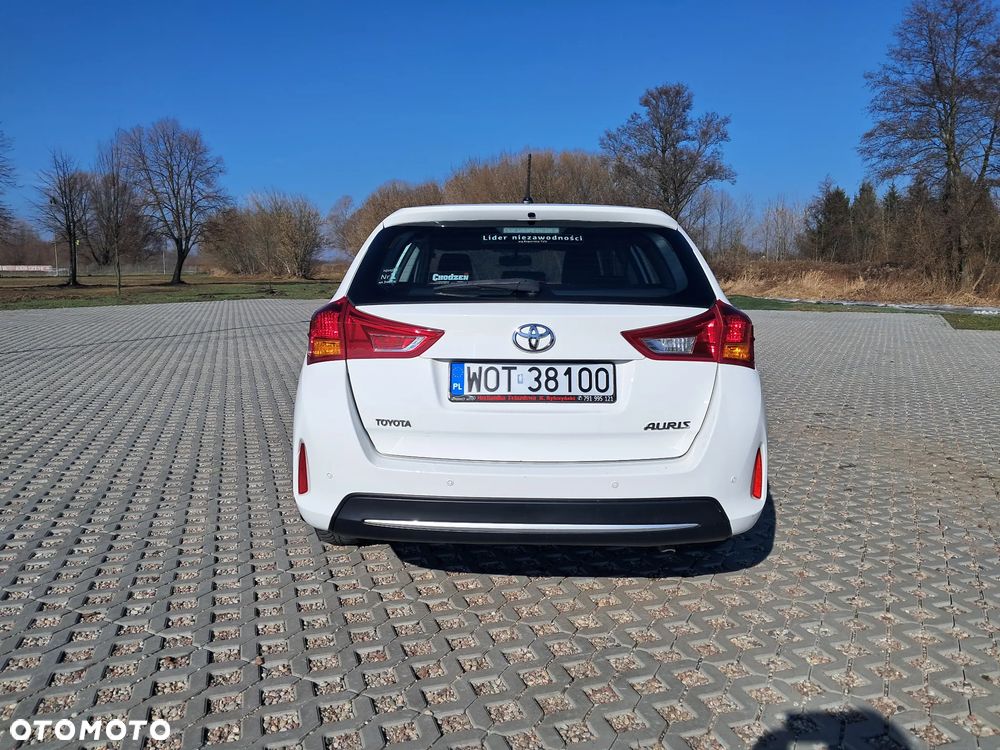 Toyota Auris 1.4 D-4D Active - 9