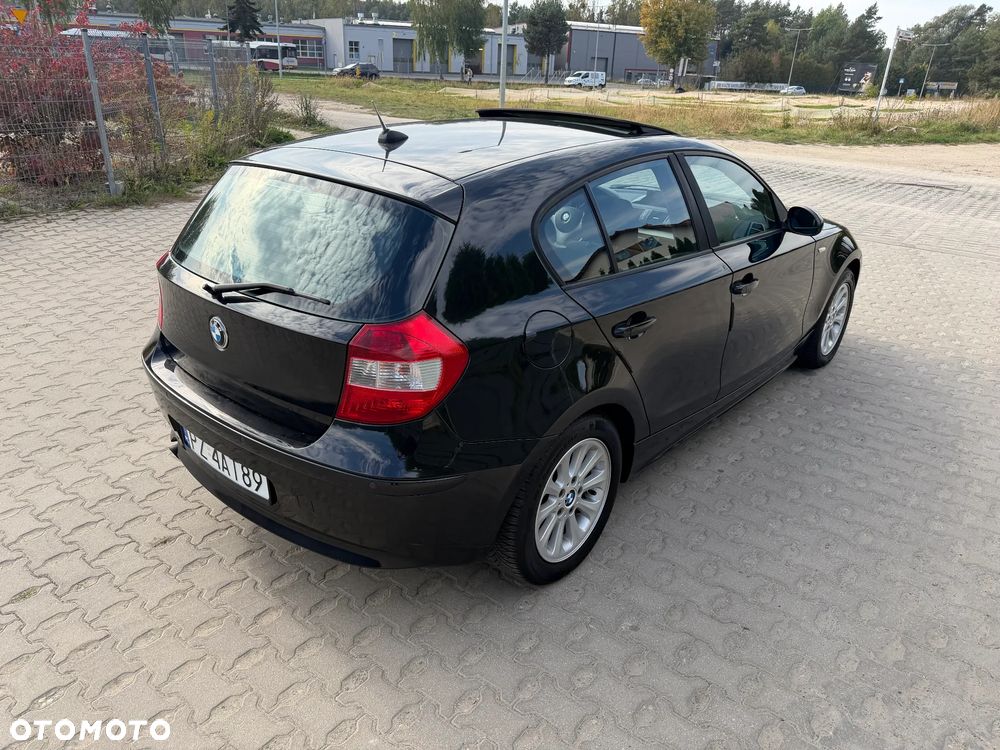 BMW Seria 1 116i - 25