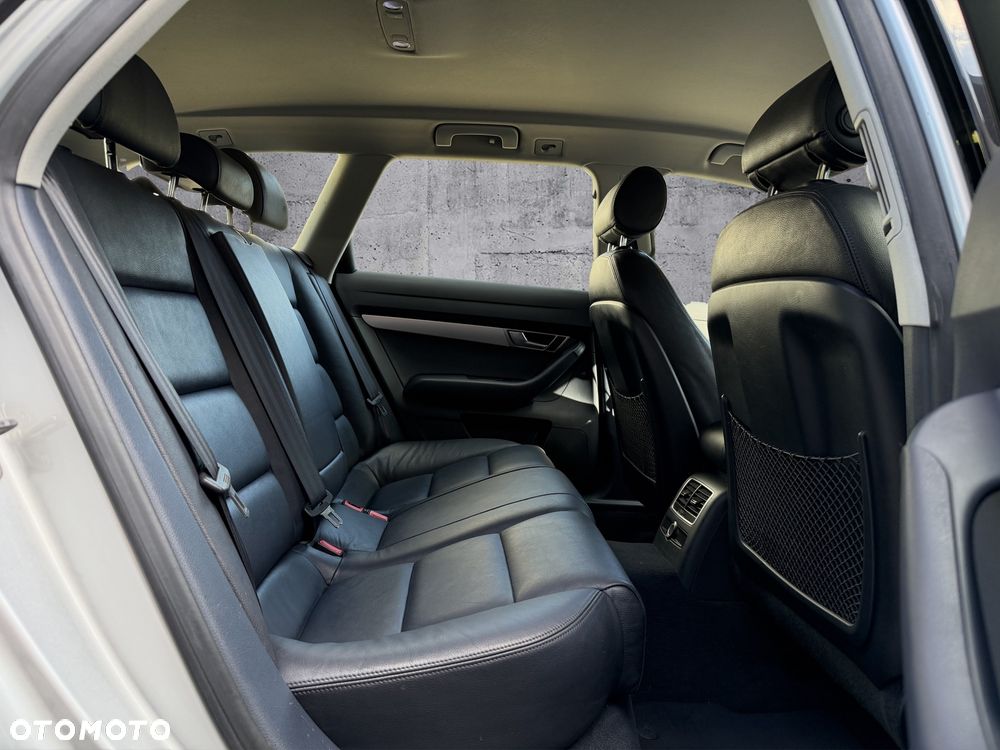 Audi A6 Avant 2.0 TDI Multitronic - 11