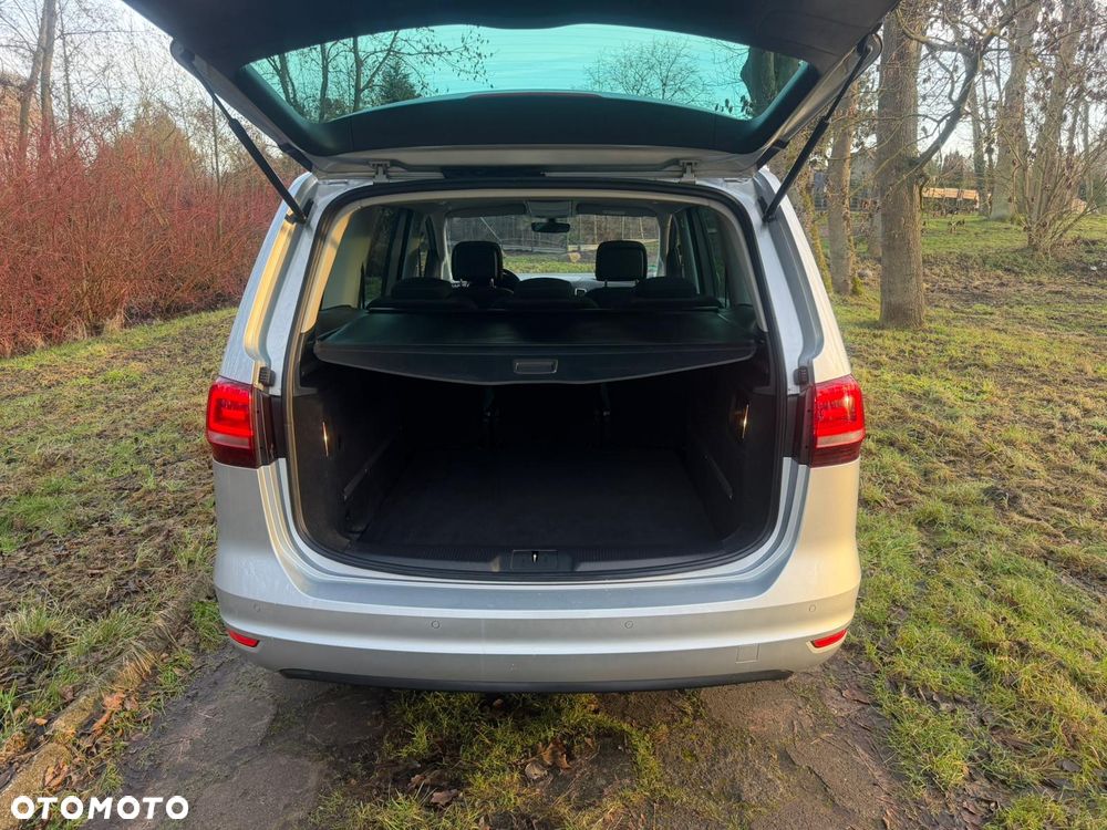 Volkswagen Sharan 2.0 TDI DSG (BlueMotion Technology) Highline - 9