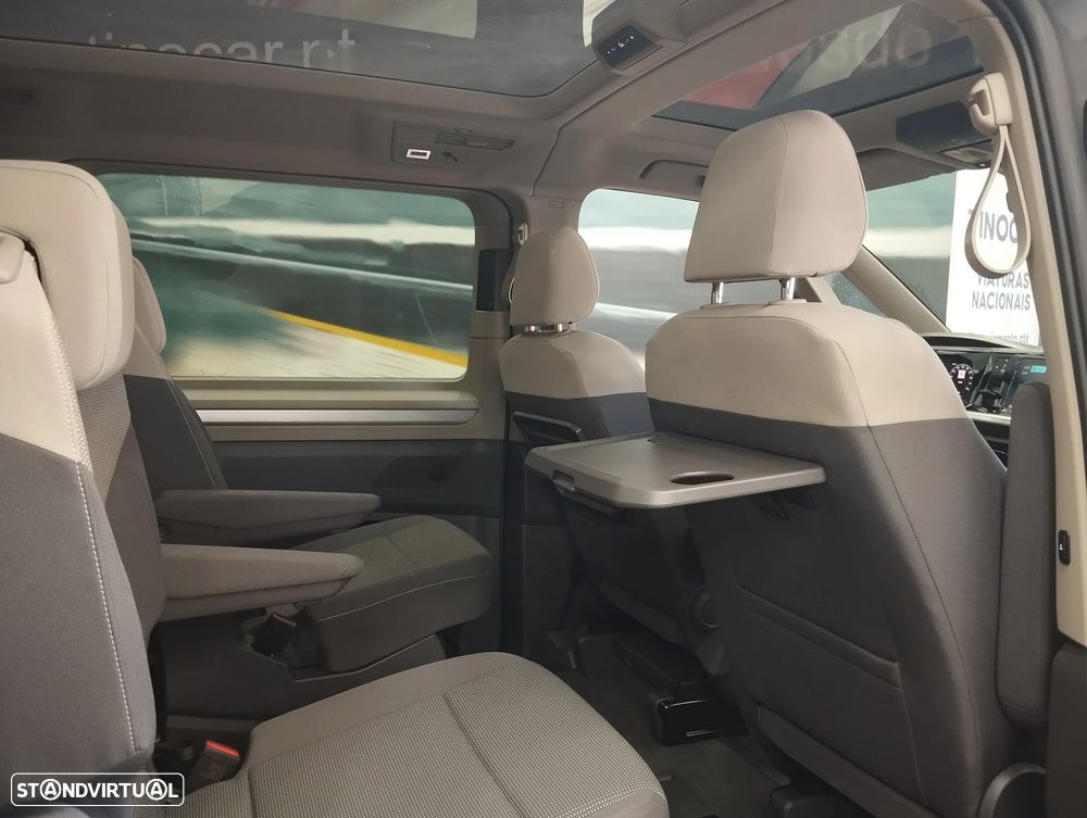 Volkswagen Multivan 1.5 TSI e-Hybrid Life DSG — fotografia 18