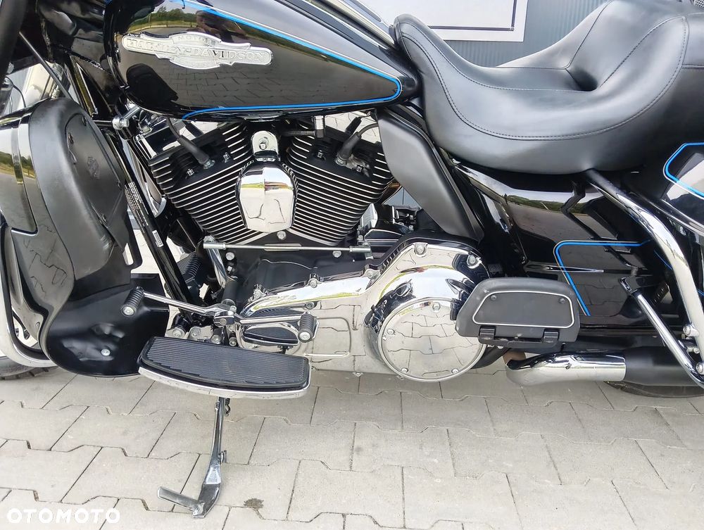 Harley-Davidson Touring Electra Glide - 11