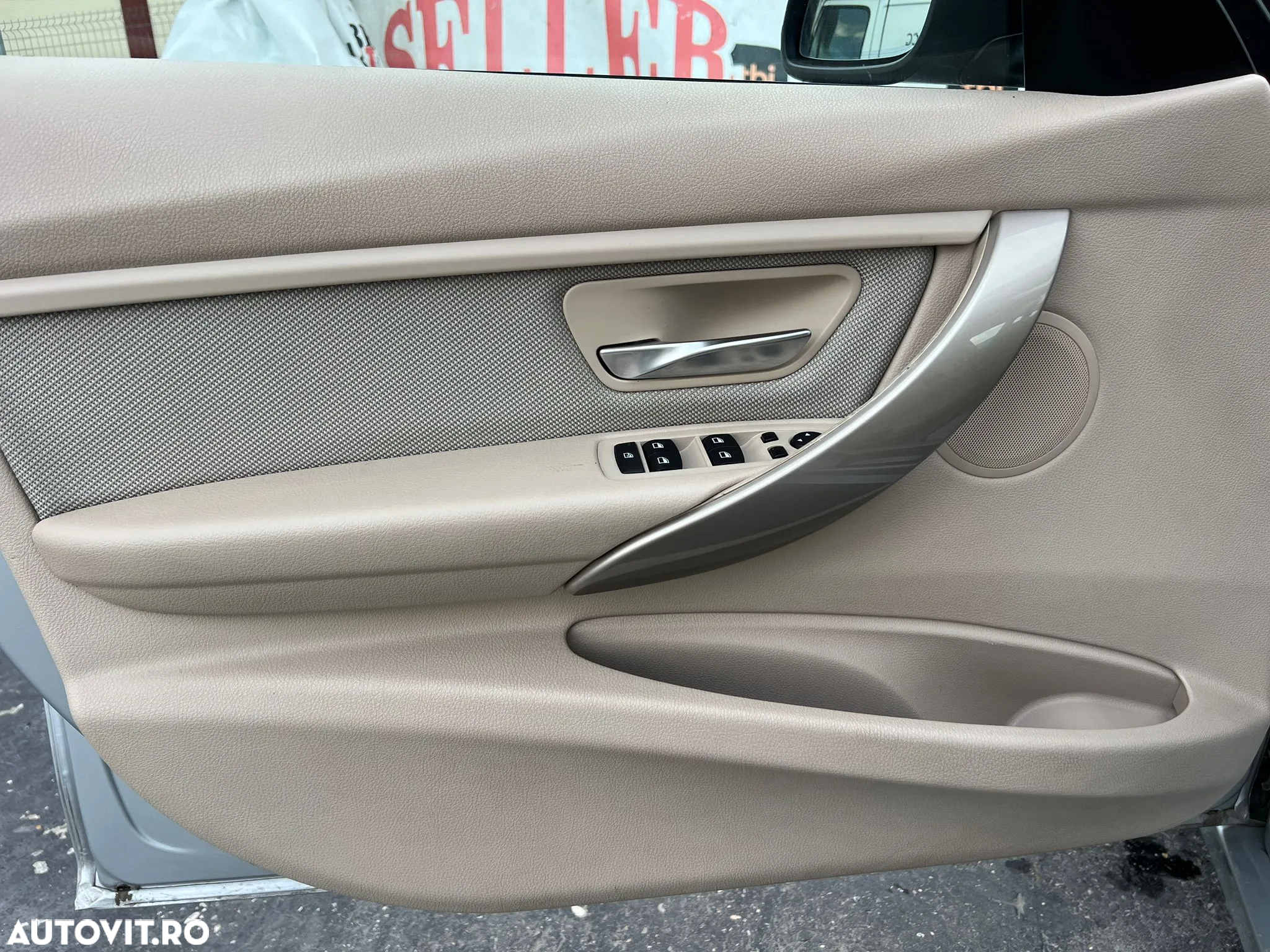 BMW Seria 3 320d DPF Touring Aut. - 18