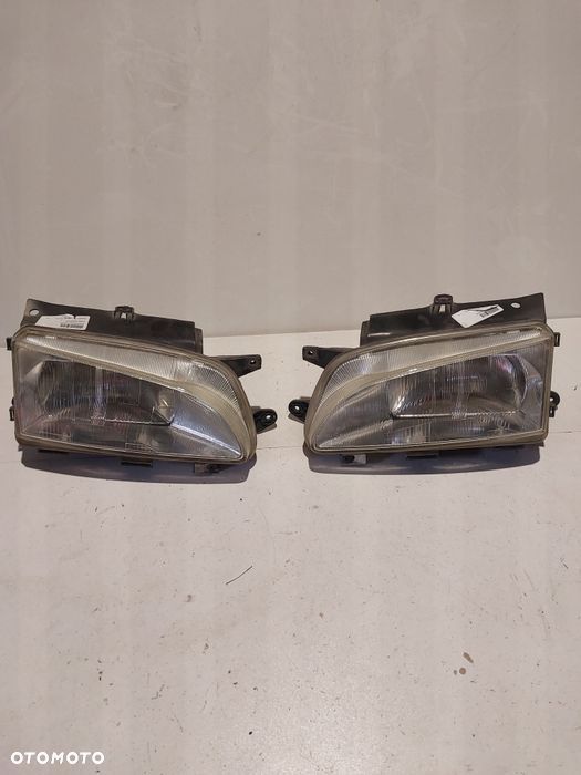 Peugeot partner 1 lampa przednia przód reflektor prawy lewy prawa lewa