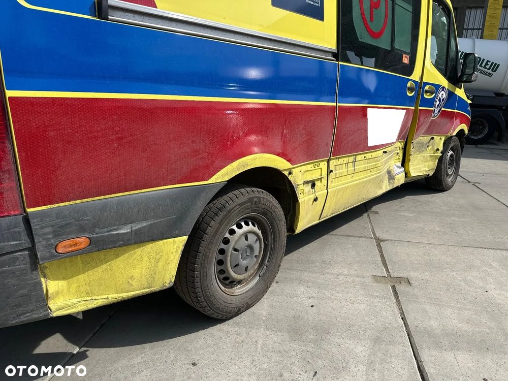 Mercedes-Benz SPRINTER - 14