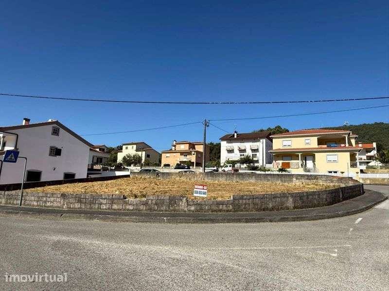 Terreno Urbano à Venda em Góis – Localização Privilegiada