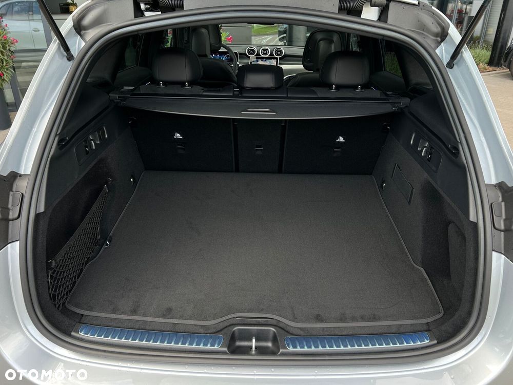 Mercedes-Benz GLC - 23
