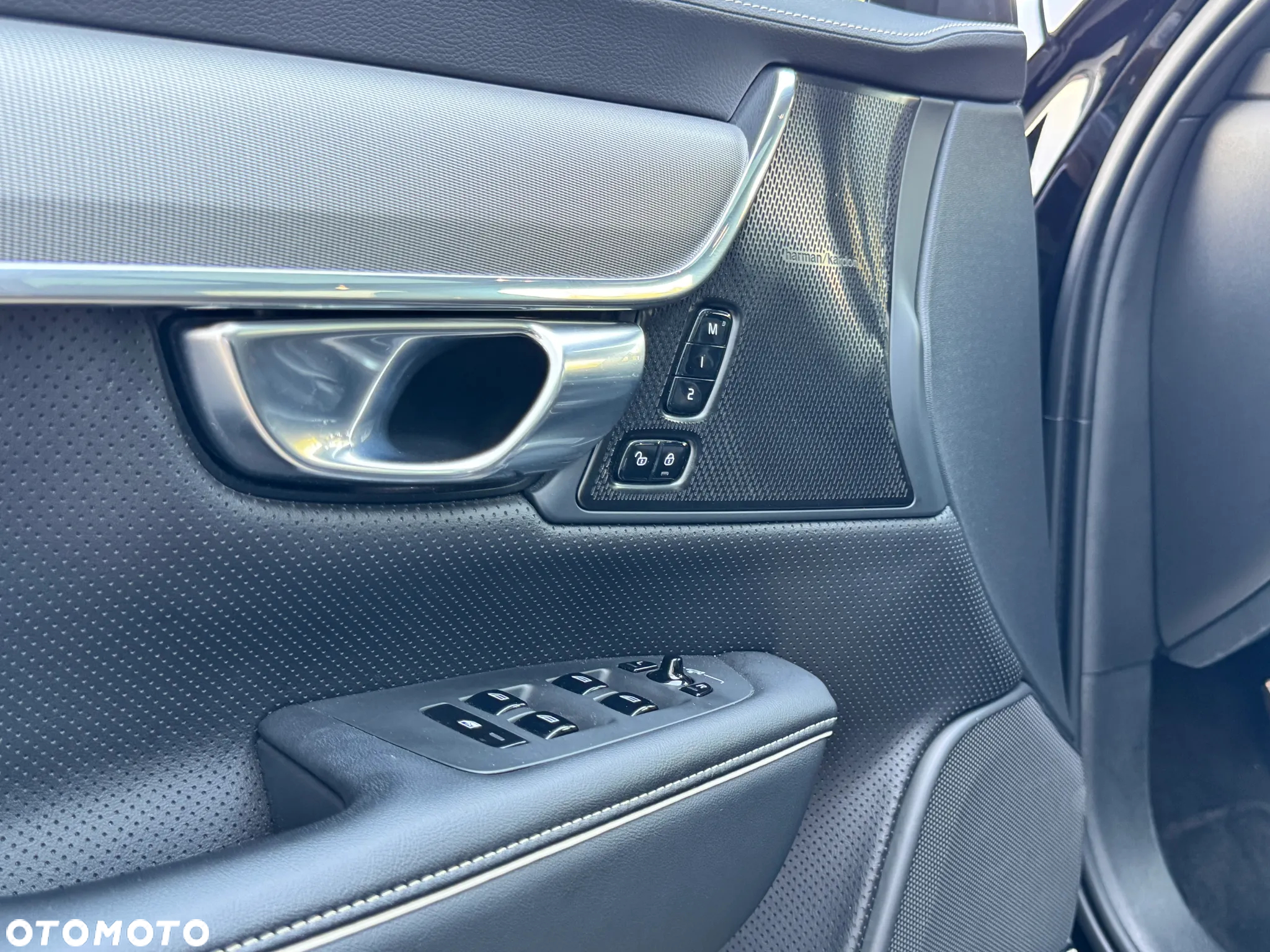 Volvo V90 T6 AWD Plug-In Hybrid Inscription Expression - 21