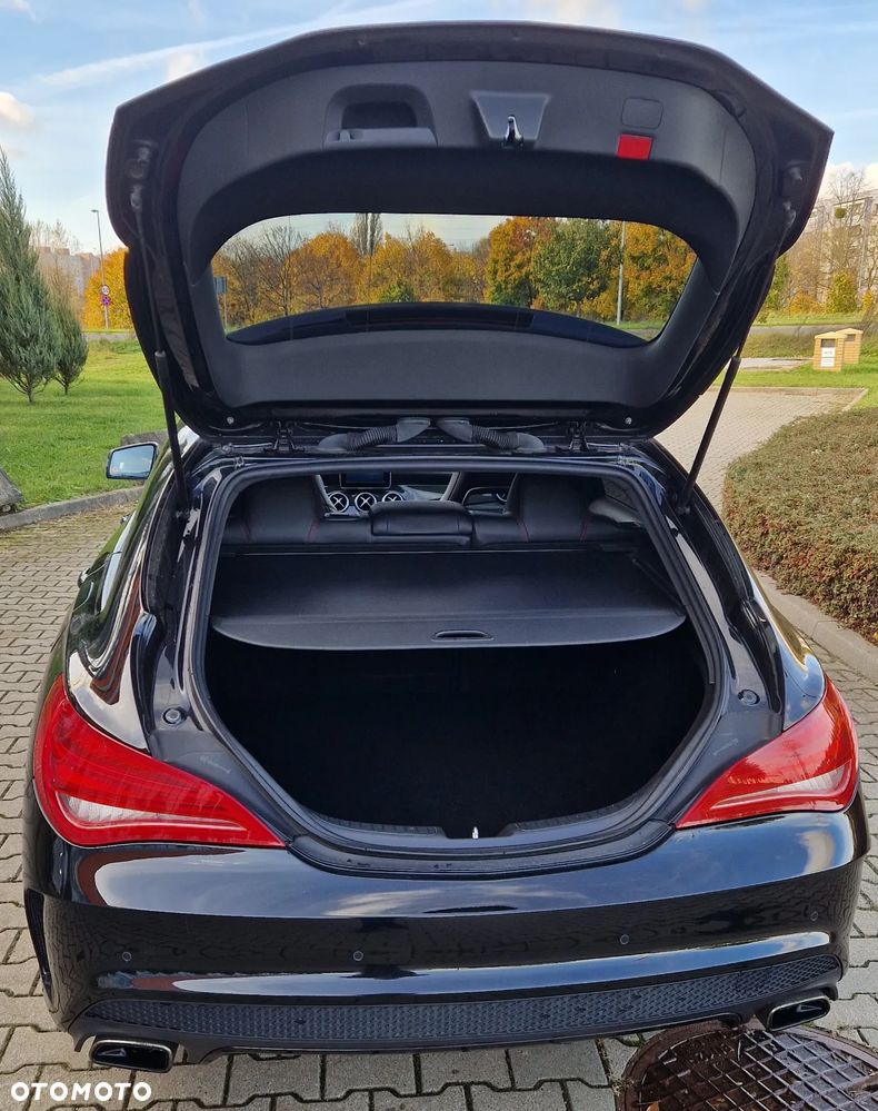 Mercedes-Benz CLA 250 4-Matic - 10