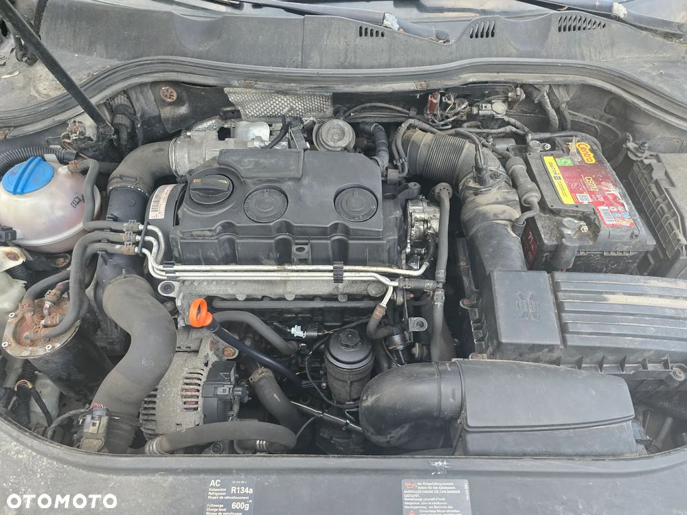 Volkswagen Passat 2.0 TDI Comfortline - 6