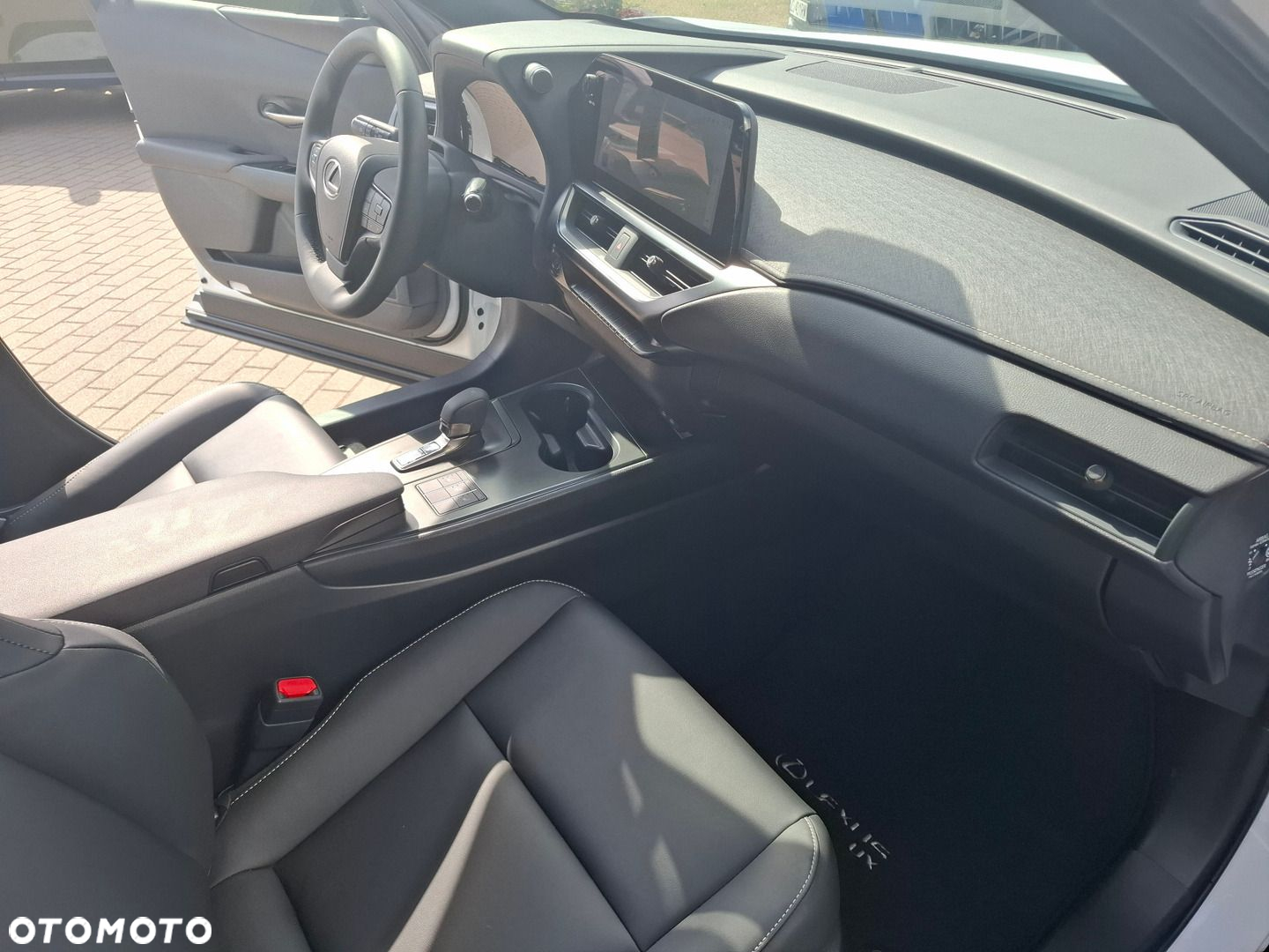 Lexus UX - 20