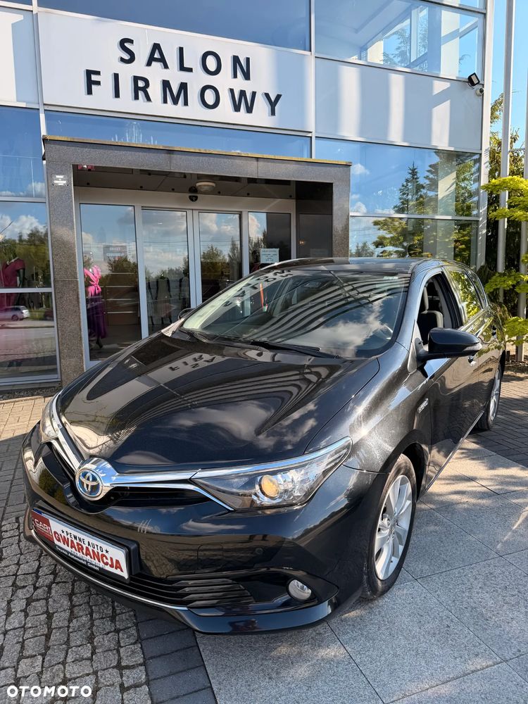 Toyota Auris 1.8 HSD Prestige NAVI - 2