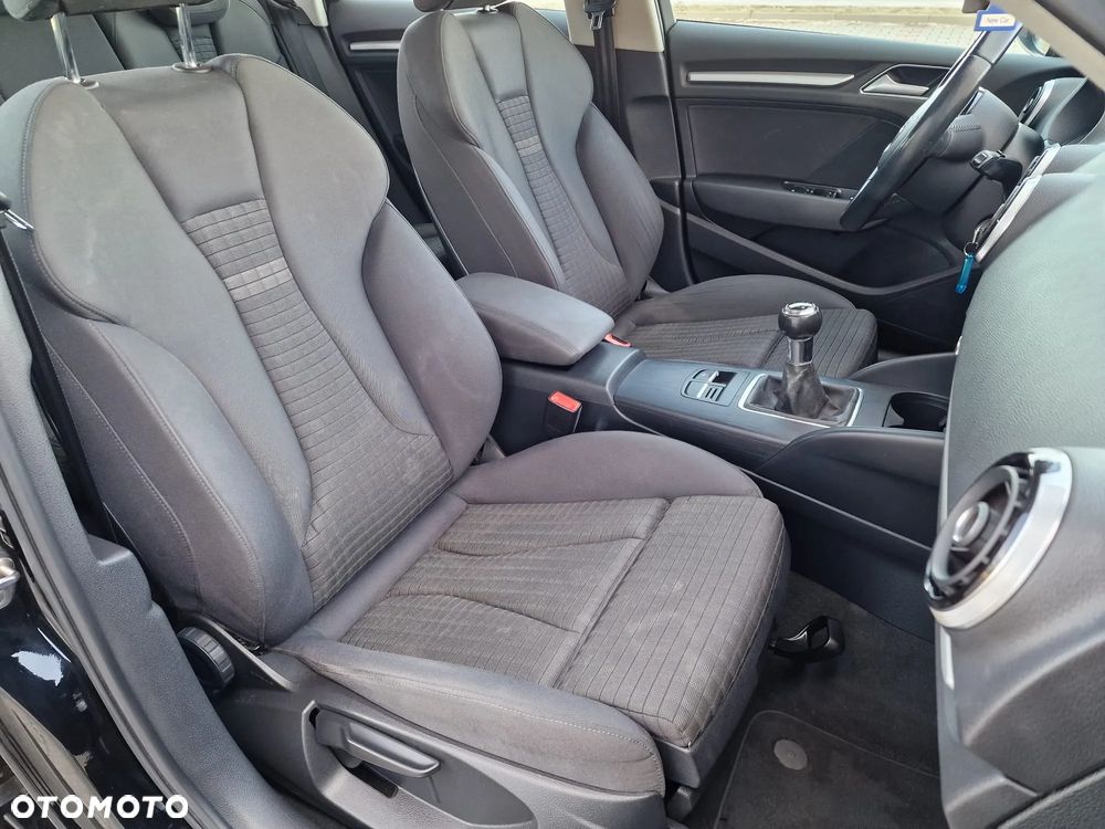 Audi A3 Sportback 1.4 TFSI Attraction - 28