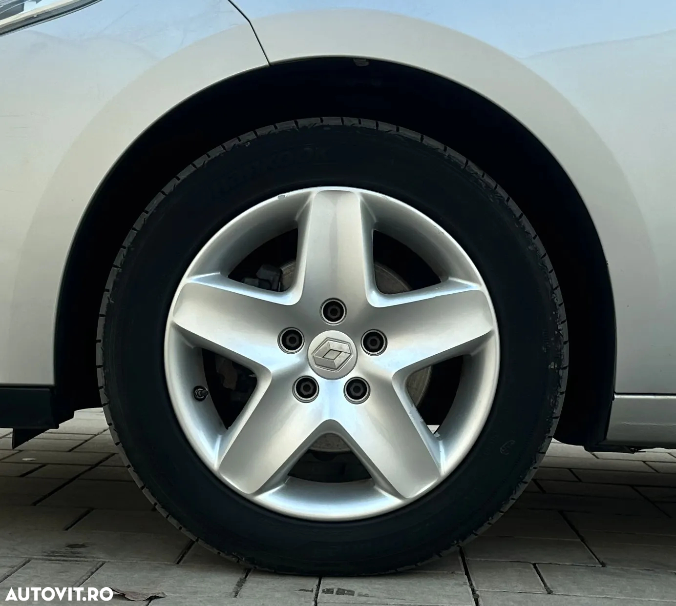 Renault Megane - 25