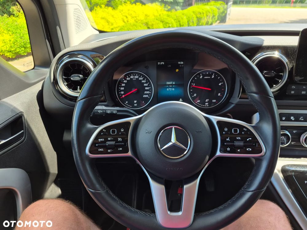 Mercedes-Benz Klasa T 180 d Progressive - 19