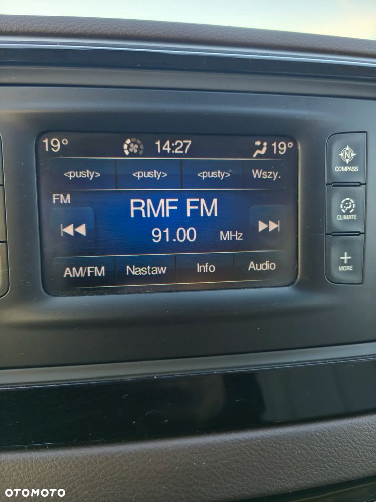 Chrysler Pacifica - 9