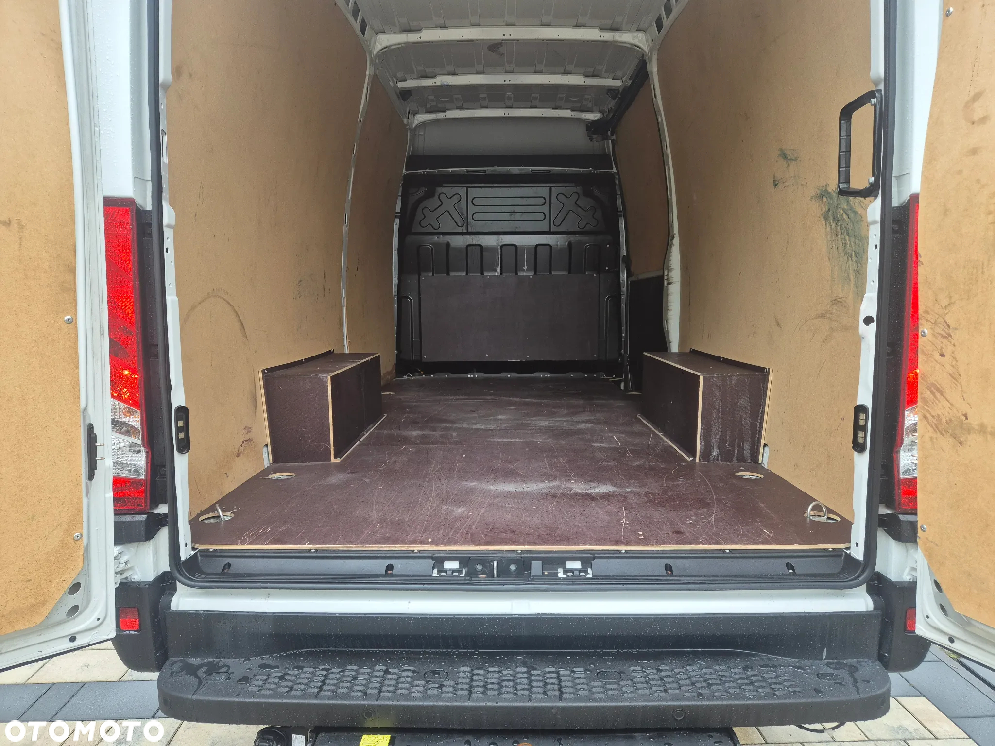 Iveco DAILY 35S14 L3H2 JAK NOWY SPROWADZAONY LIFT - 15