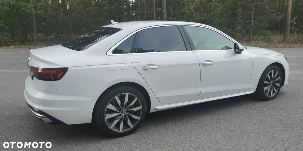 Audi A4 Limousine 40 TFSI S tronic S line - 30