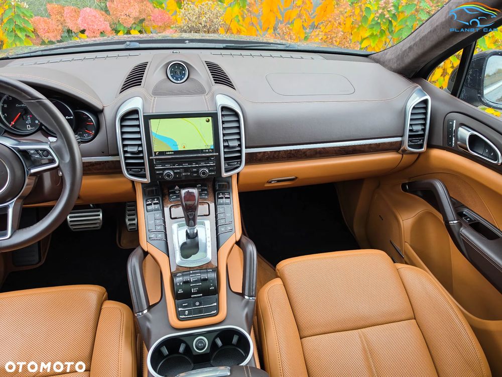 Porsche Cayenne Turbo - 23