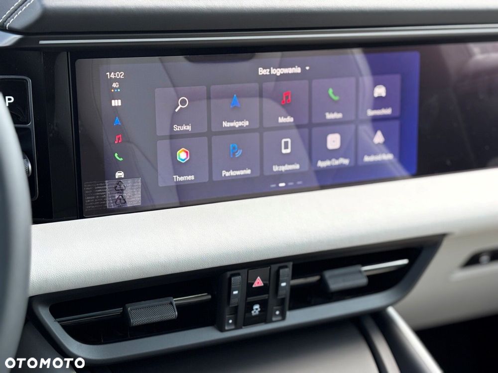 Porsche Macan - 40