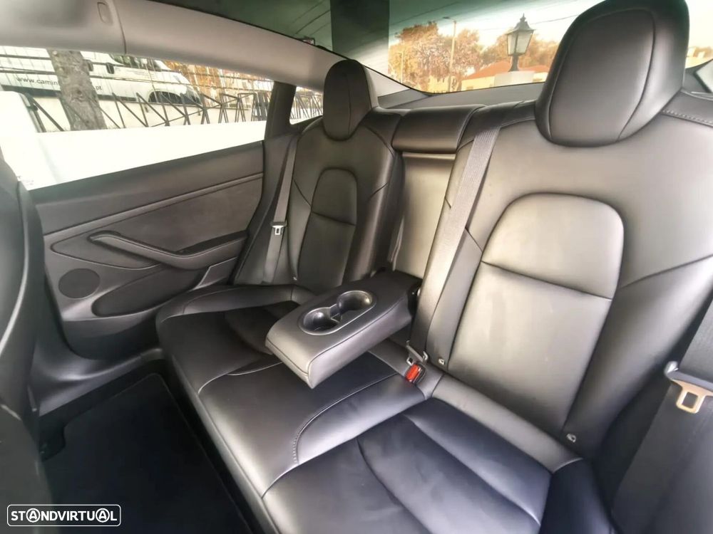 Tesla Model 3 Standard Range Plus RWD - 30