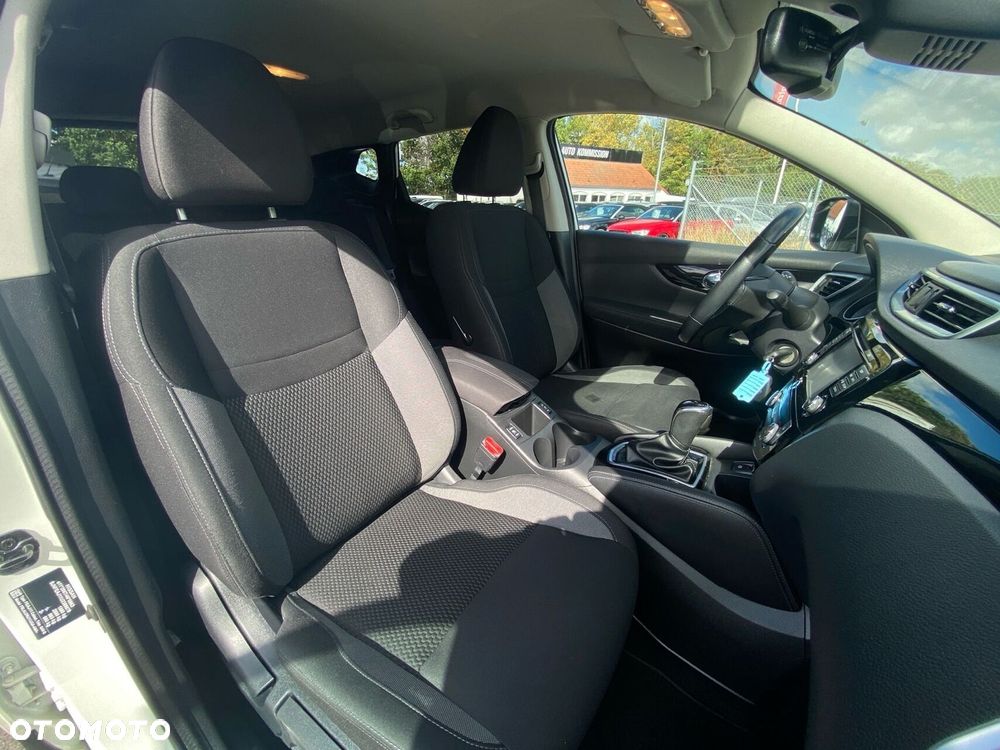 Nissan Qashqai 1.3 DIG-T DCT ACENTA - 7