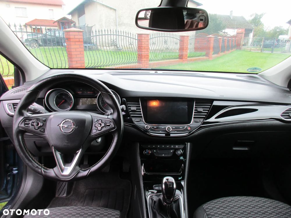 Opel Astra - 9