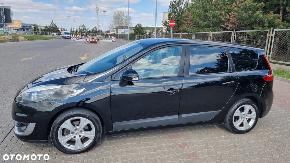 Renault Grand Scenic - 24