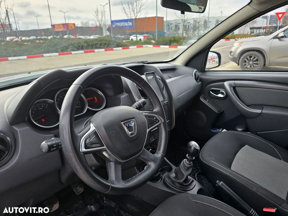 Dacia Duster 1.5 dCi 4x4 Laureate - 6