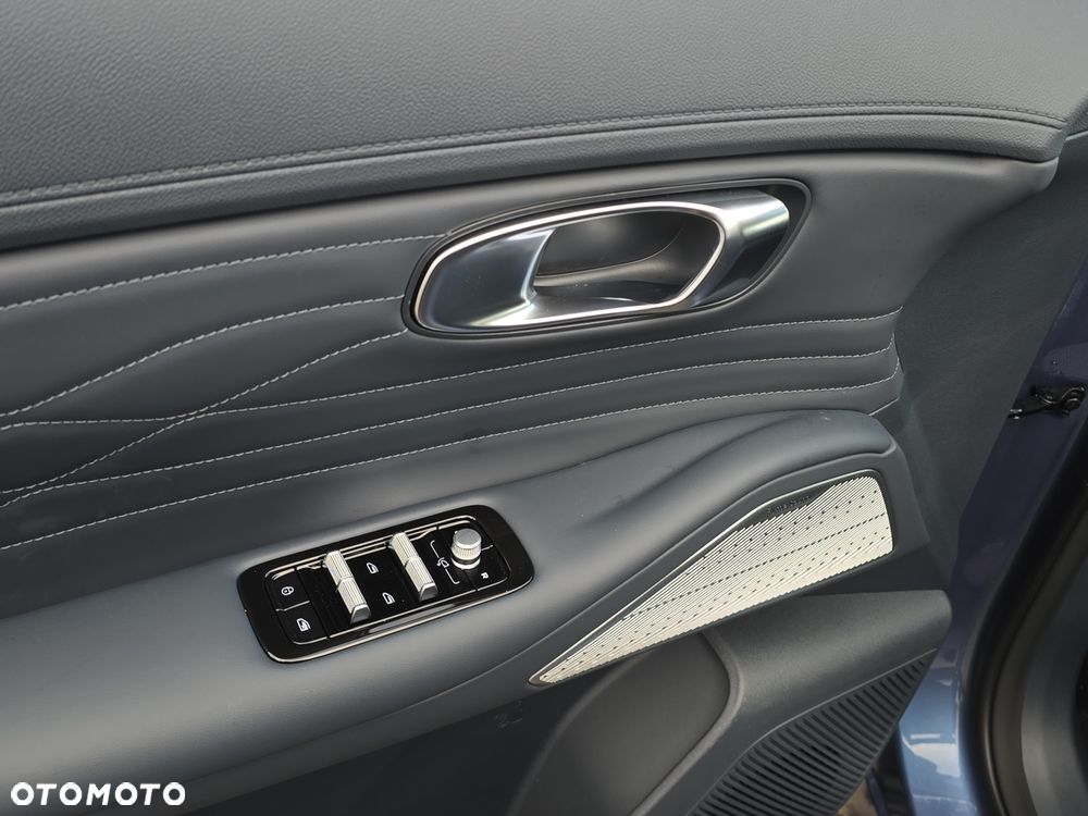 Geely Starray EM-i 1.5 PHEV Pro - 14
