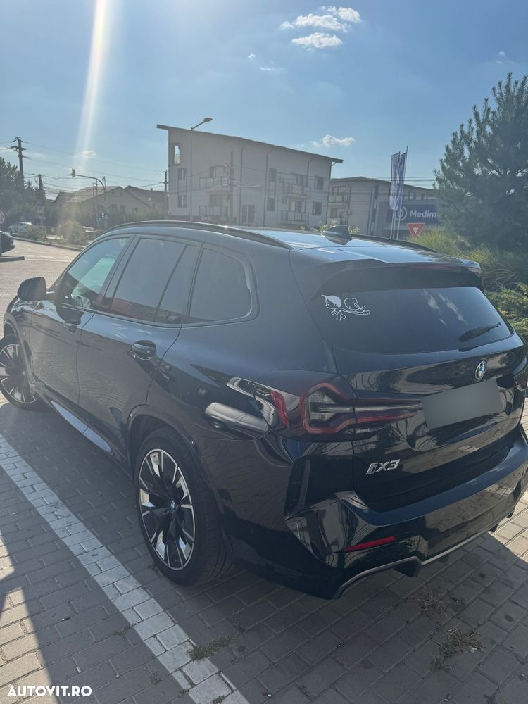 BMW iX3 Impressive - 4