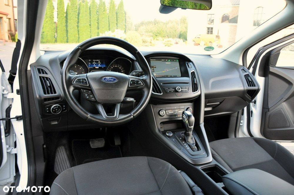 Ford Focus - 28