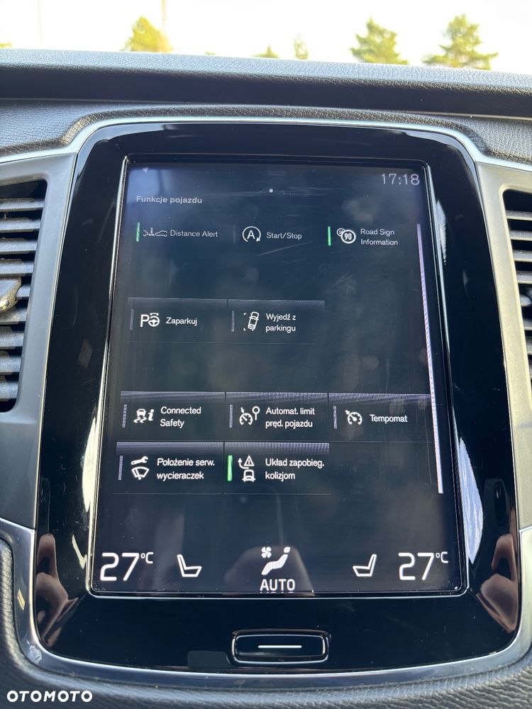Volvo XC 90 D5 AWD Momentum - 28