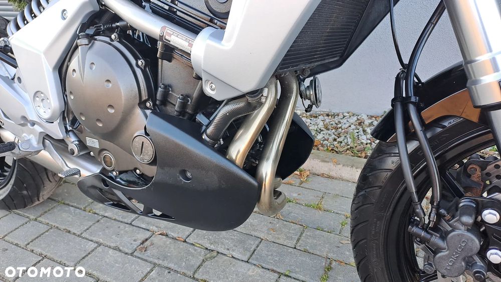 Kawasaki Versys 650 - 11