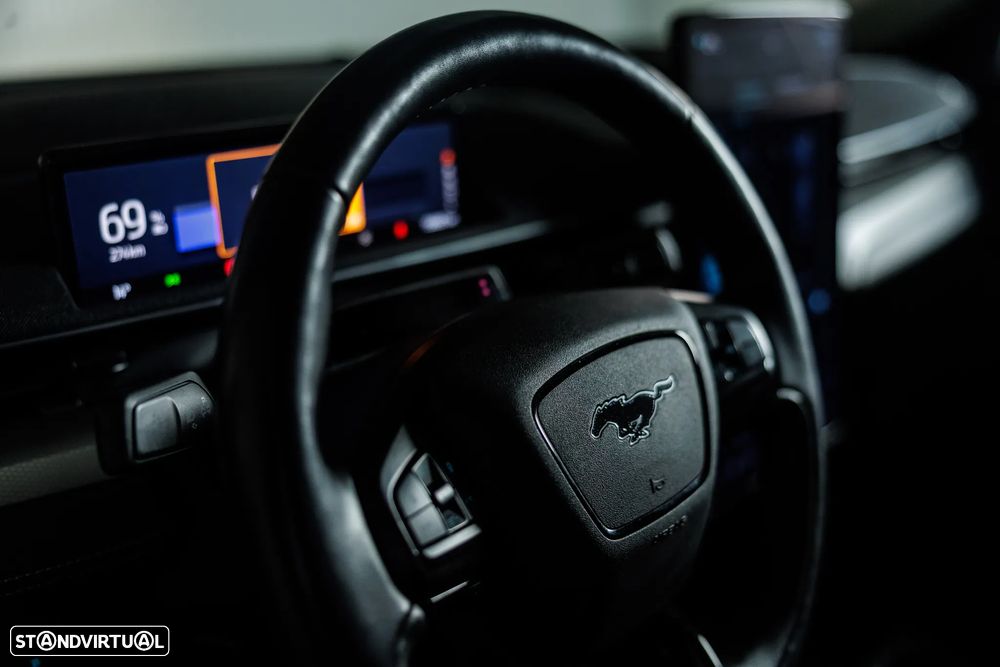 Ford Mustang Mach-E 72.6 kWh Premium AWD - 13