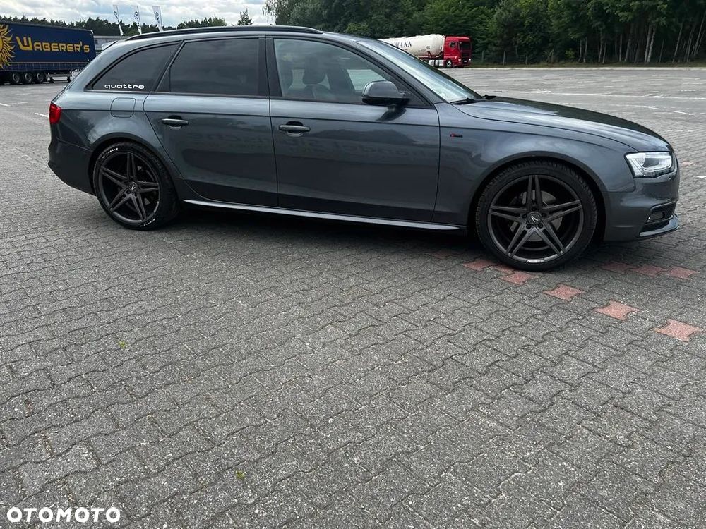 Audi A4 - 4
