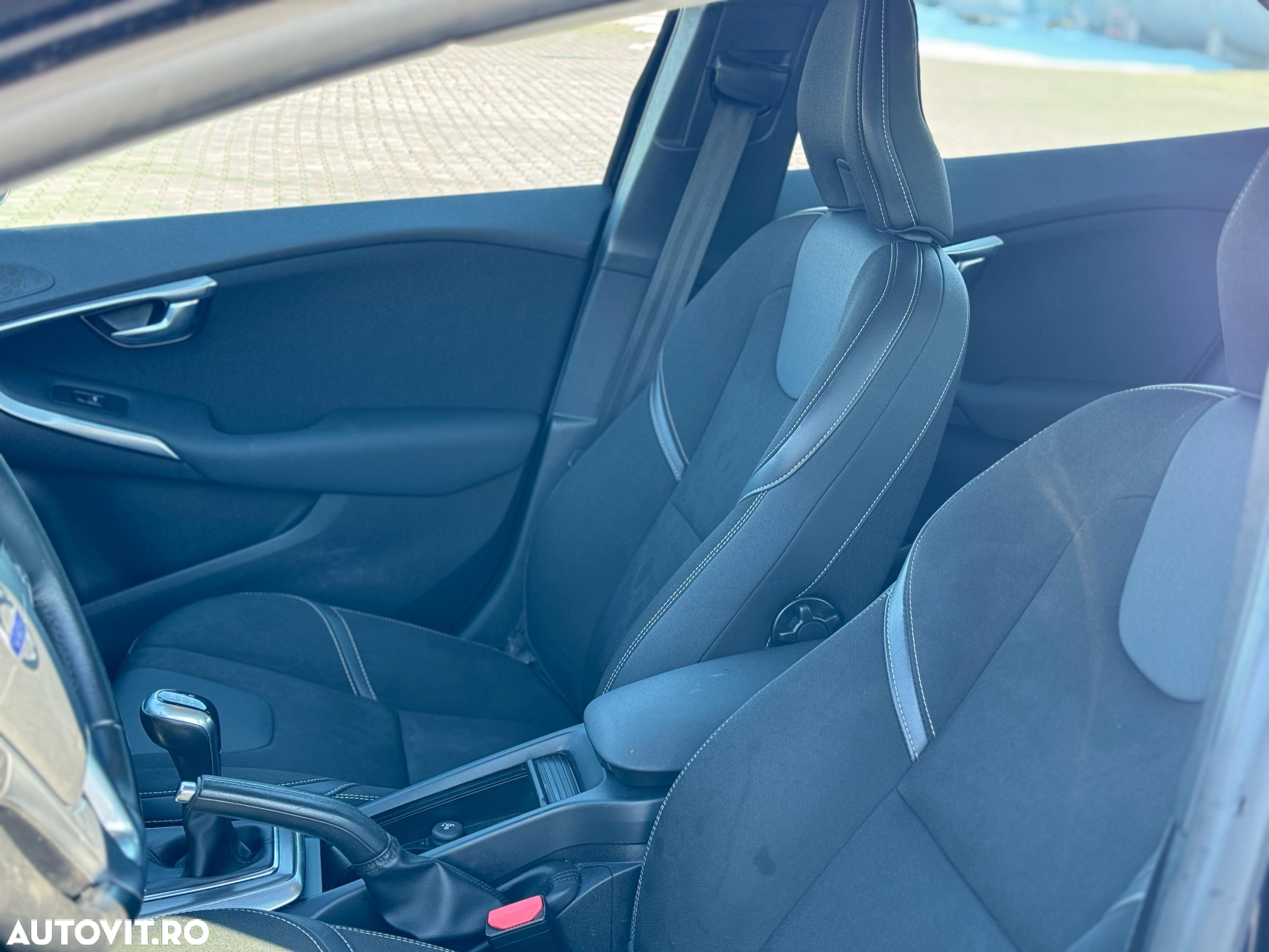 Volvo V40 D2 - 7