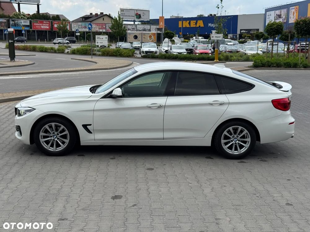 BMW 3GT 320i xDrive - 23