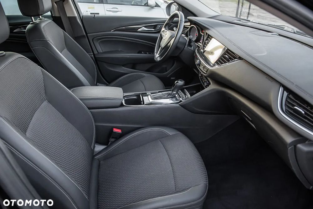 Opel Insignia 2.0 T 4x4 Exclusive S&S - 29