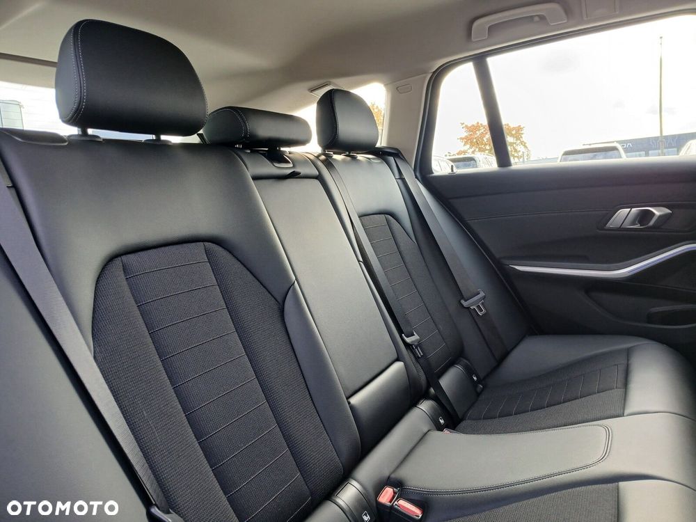BMW Seria 3 - 15
