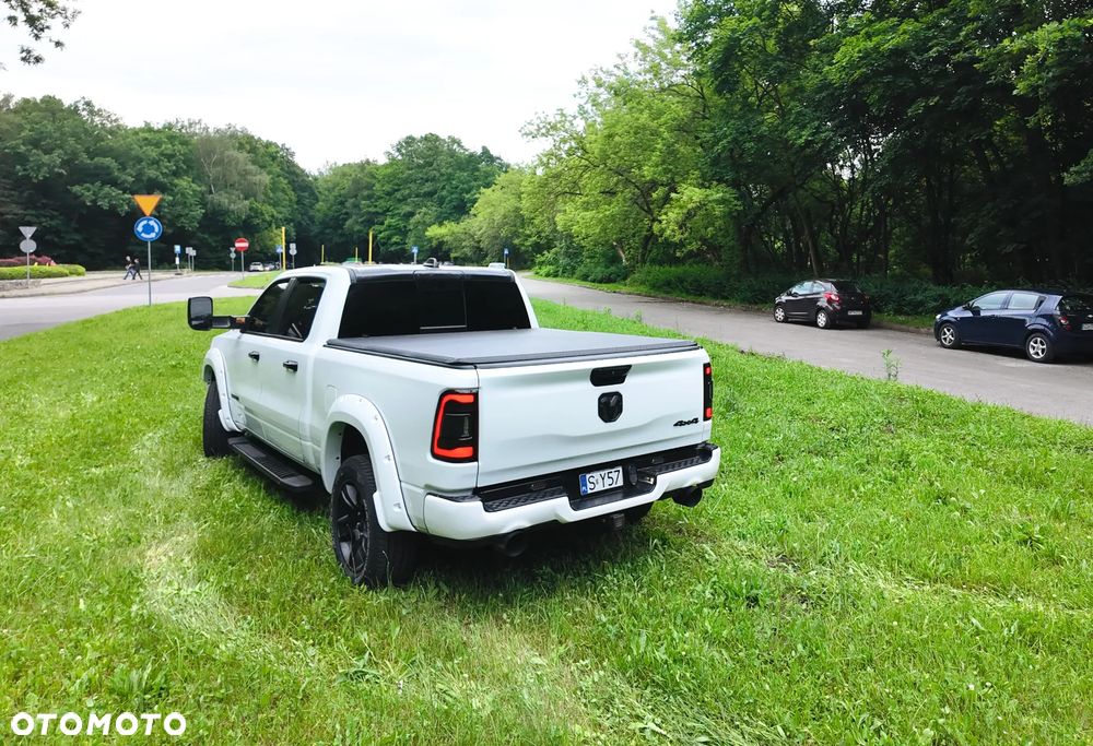 RAM 1500 - 11