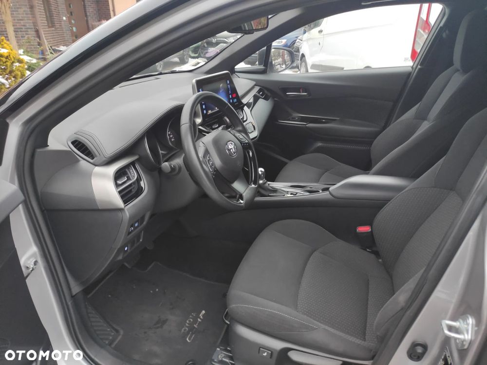 Toyota C-HR Style - 17