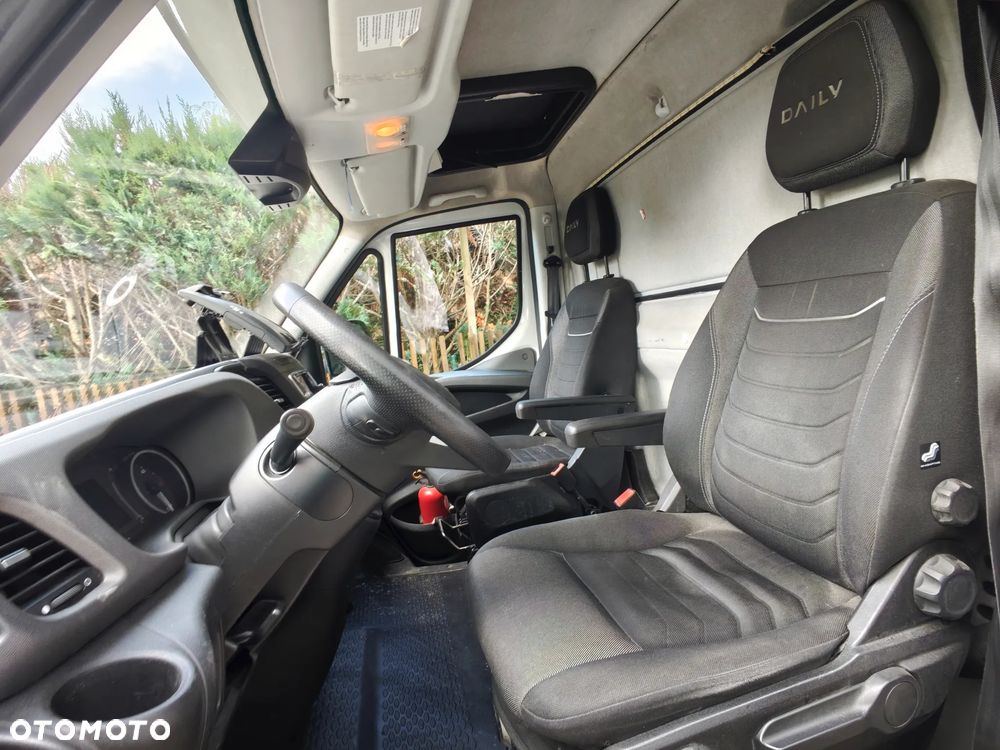 Iveco Daily - 12