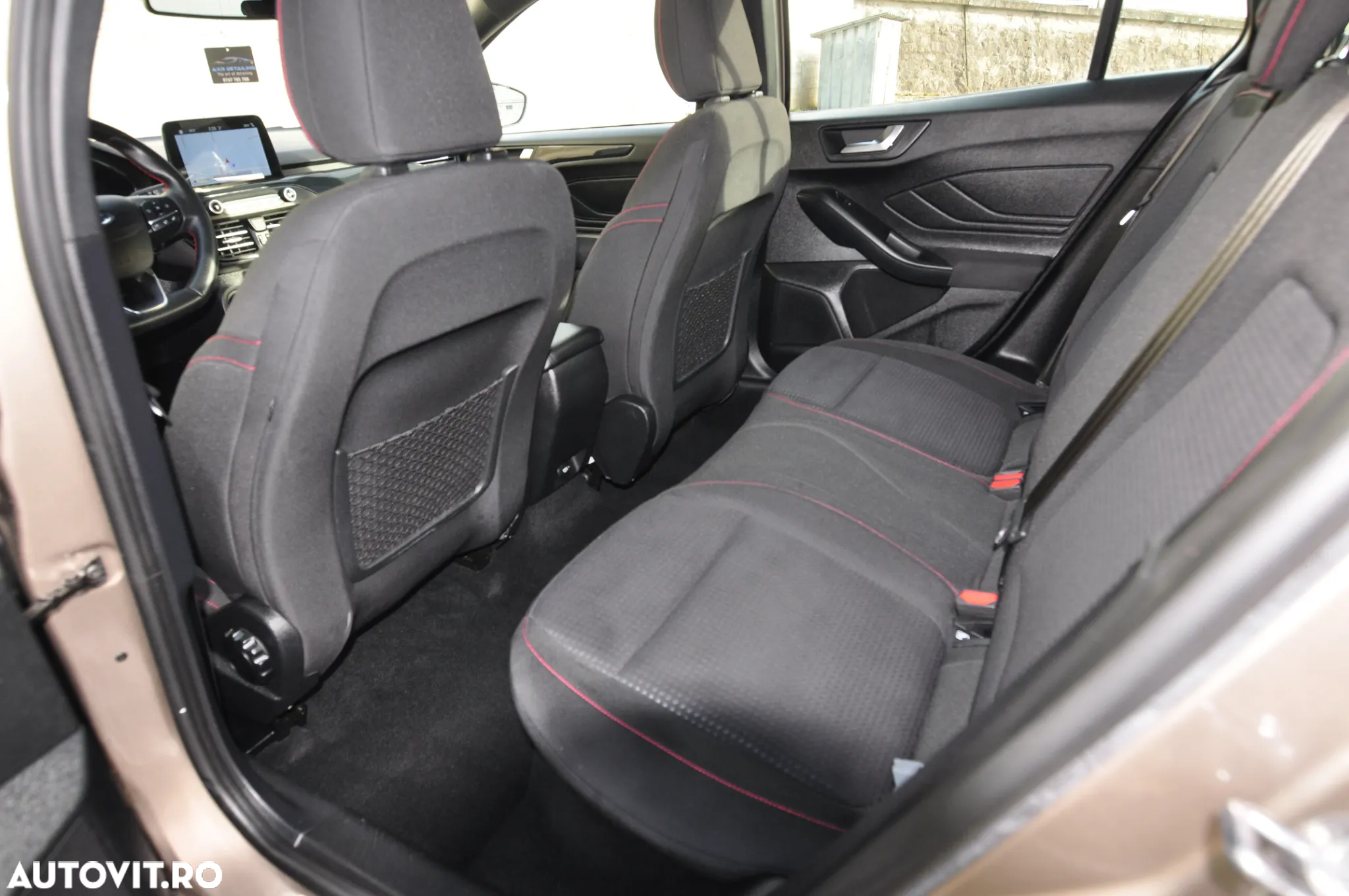 Ford Focus 2.0 EcoBlue ST Line Business - 7